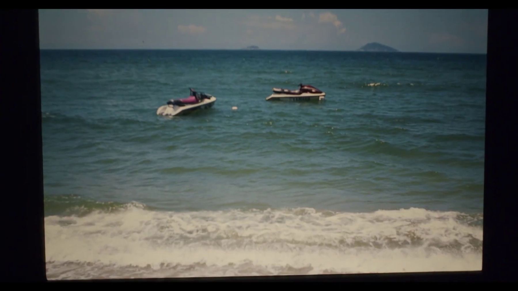 Revue (13 of 23) — Manuel Boden