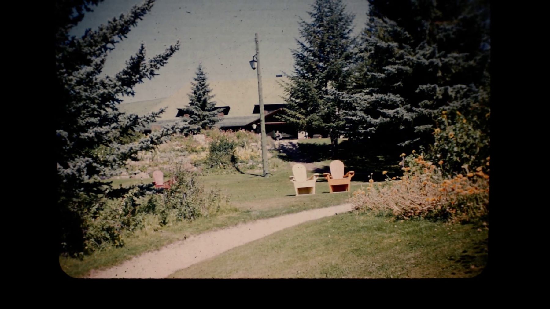 Revue (12 of 23) — Manuel Boden